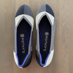 Rothy’s round toe flat.